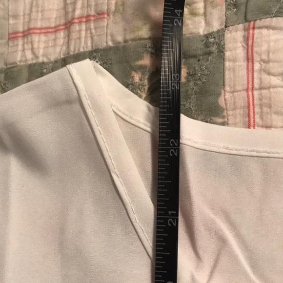 Solid Ruffled Casual Sleeveless Blouse NWT - Picture 5 of 8